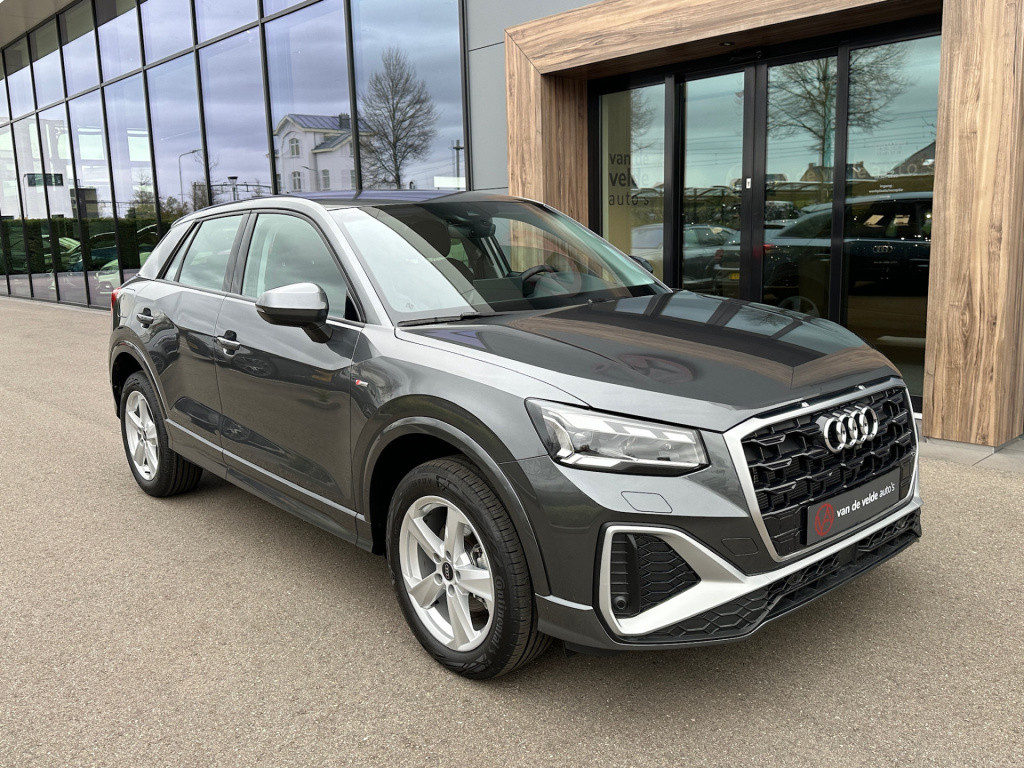 Audi Q2 35 tfsi 150pk s-tronic s-line | led | camera | carplay | elek. acht