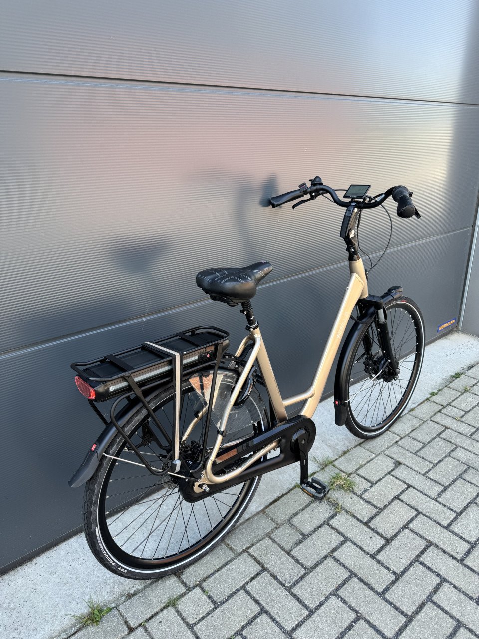 ZGAN Stella Livorno Gold elektrische fiets 630WH accu!