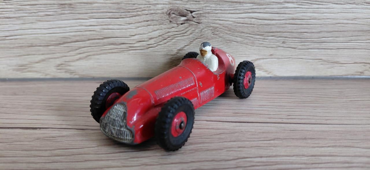 Alfa Romeo racer nr. 232 Dinky Toys