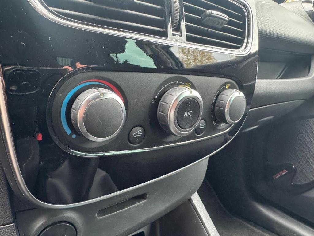 Renault Clio 0.9 tce limited