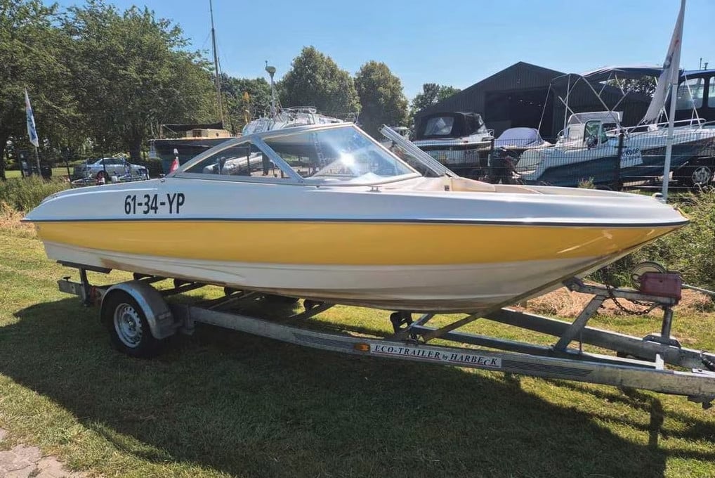 In Prijs Verlaagd: Bowrider 535 Vaarklaar inclusief trailer