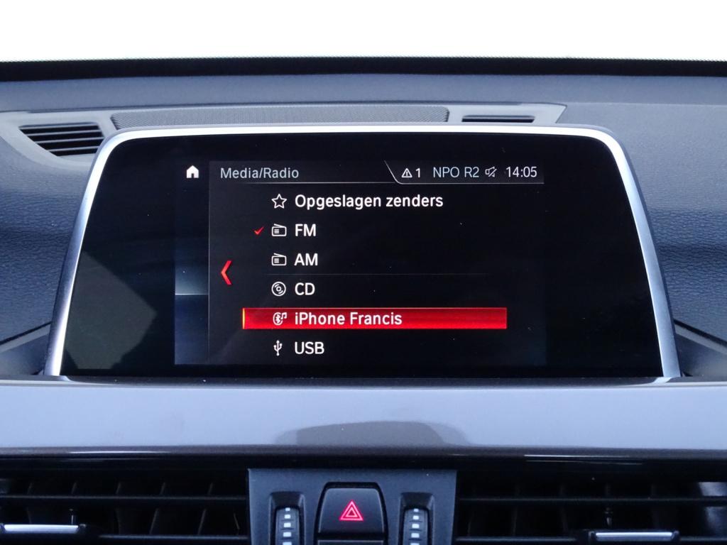 BMW X1 sdrive18i x-line | leder | led