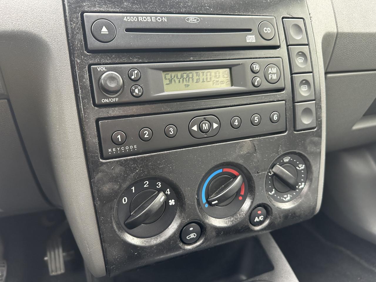 Ford Fusion, 1.4-16V Luxury - Airco / Trekhaak / NAP / APK t/m 04-2027