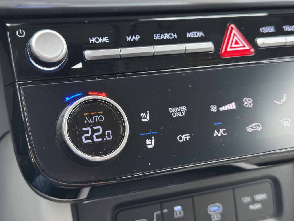 Hyundai Tucson Hybrid 1.6 t-gdi hev premium light grey interior