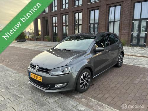 Volkswagen Polo 1.4 16V Highline Airco Automaat km146.061 Nap 5Deurs BJ2010