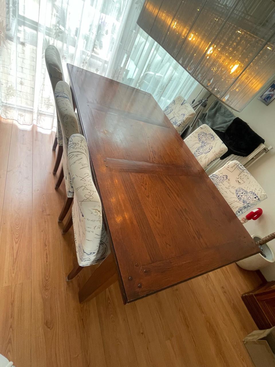 Eettafel met 6 stoelen