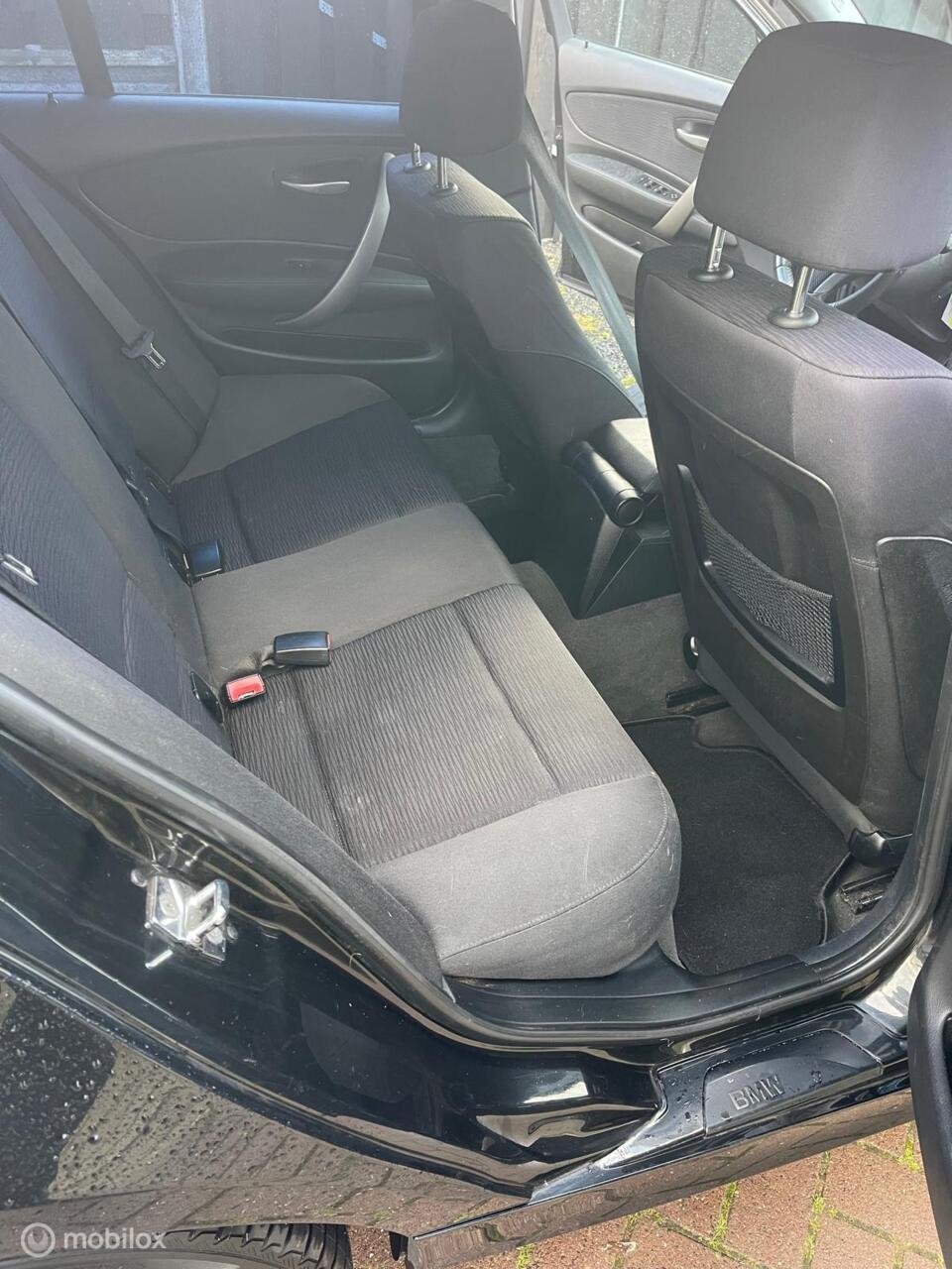 BMW 1 Serie 116i business line grote beurt gedaan !