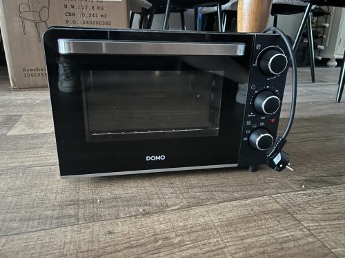 DOMO mini-oven
