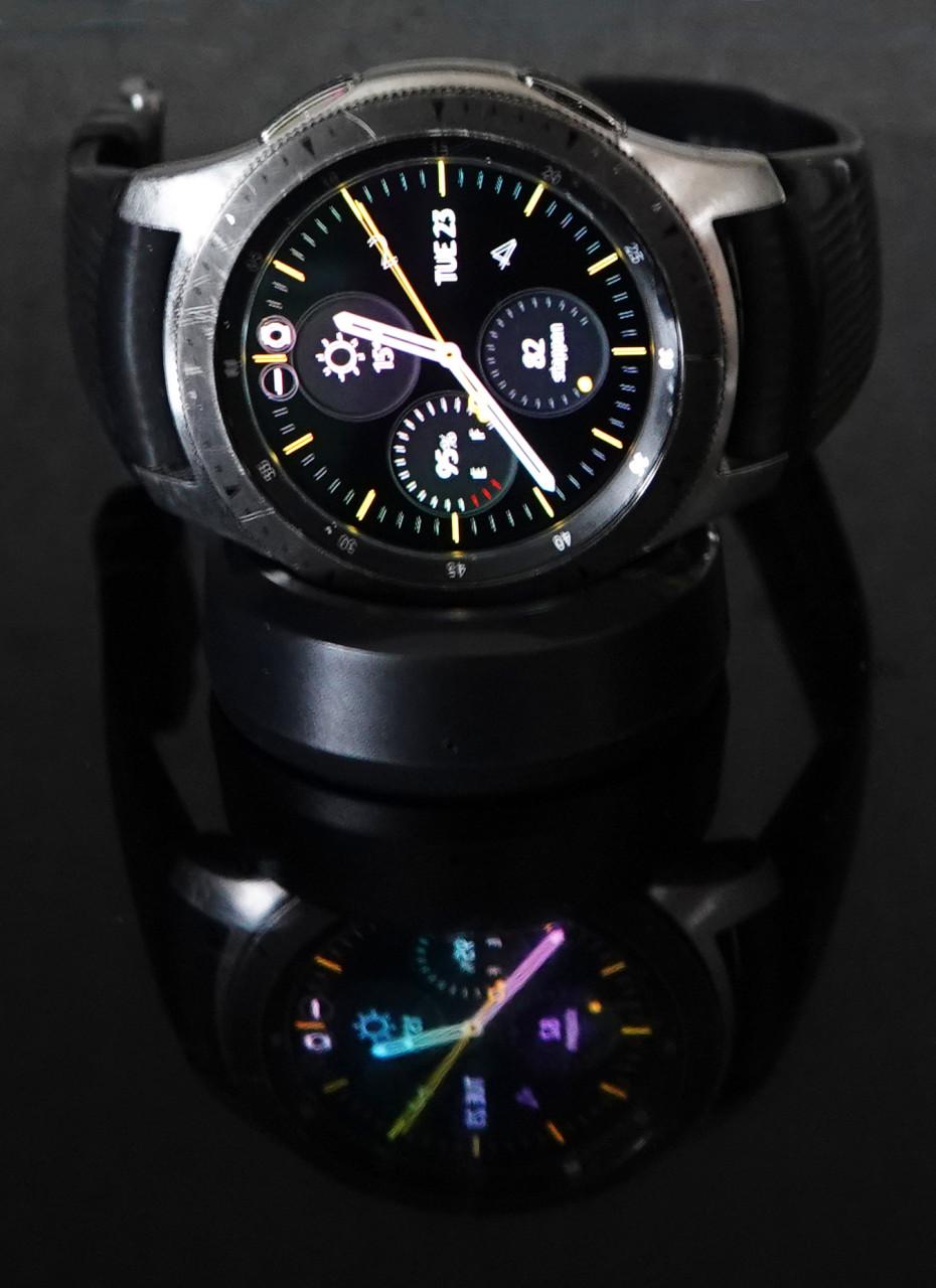 Samsung Galaxy watch (46 mm) R-800 met oplader