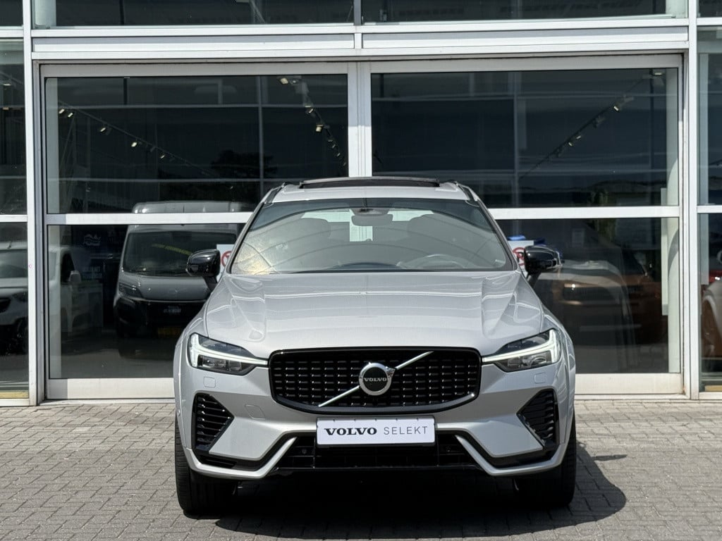 Volvo XC60 t6 340pk recharge r-design| adap.cruise| luchtvering| panodak| 2