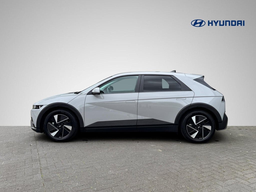 Hyundai Ioniq 5 connect+ 84 kwh nieuw model!