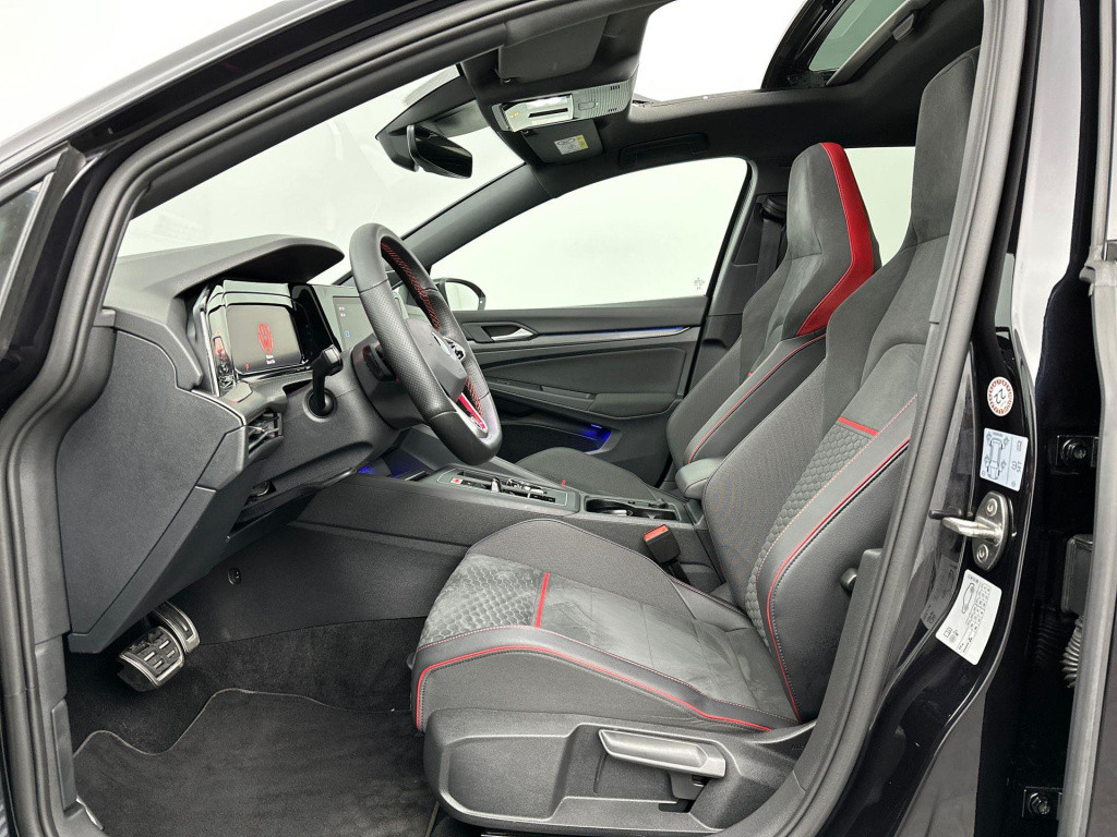 Volkswagen Golf 2.0 tsi gti clubsport iq lights acc btw panorama