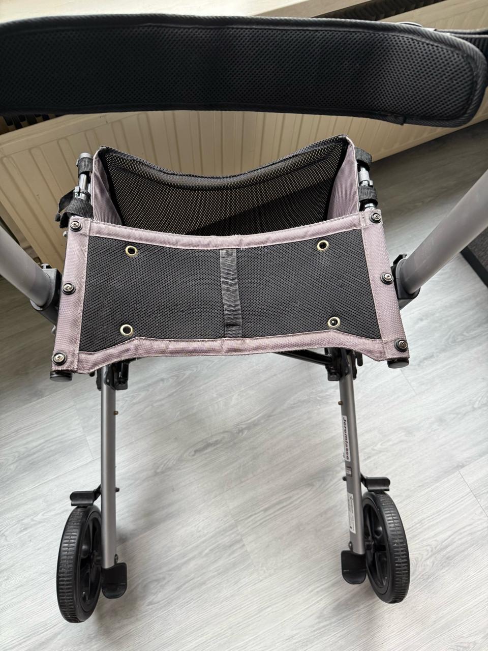 Te koop Wheelz.ahead rollator Licht, stijlvol en comfortabel