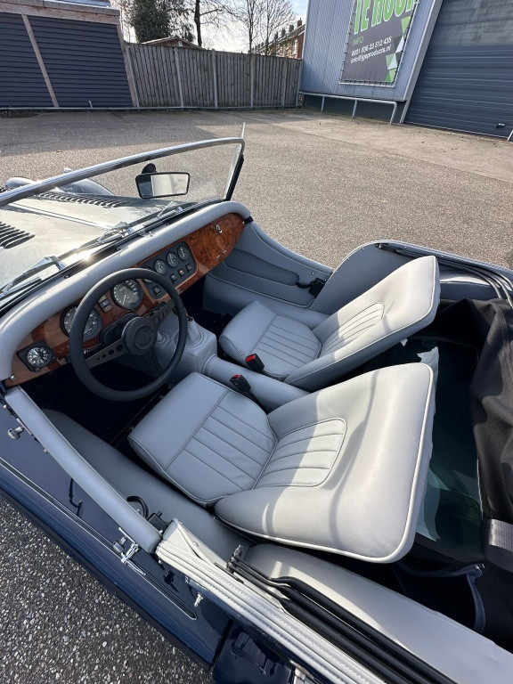 Morgan Plus 8 injection 3.5i v8 alloy body