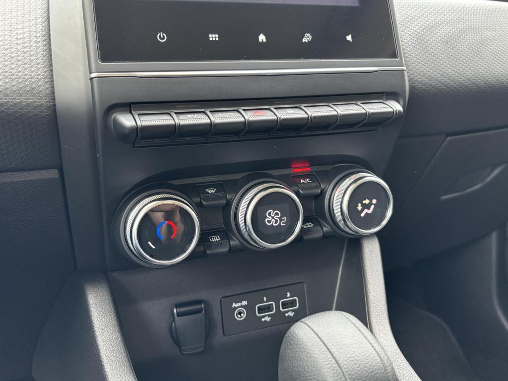 Renault Clio 1.6 e-tech hybrid 140 zen easy link pack