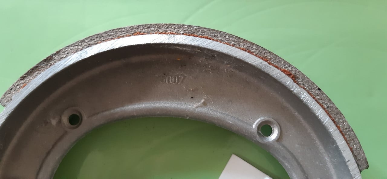 Remschoenen, trommelrem brommer