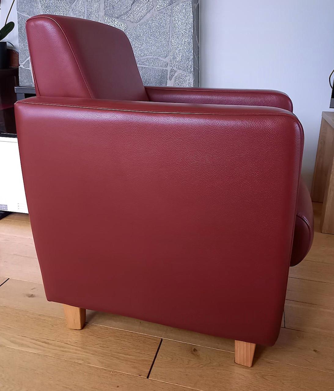 Te Koop: 2 Leren Fauteuils Donkerrood