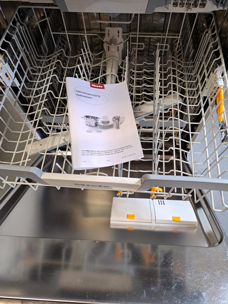 Miele losstaande vaatwasser G7100 sc