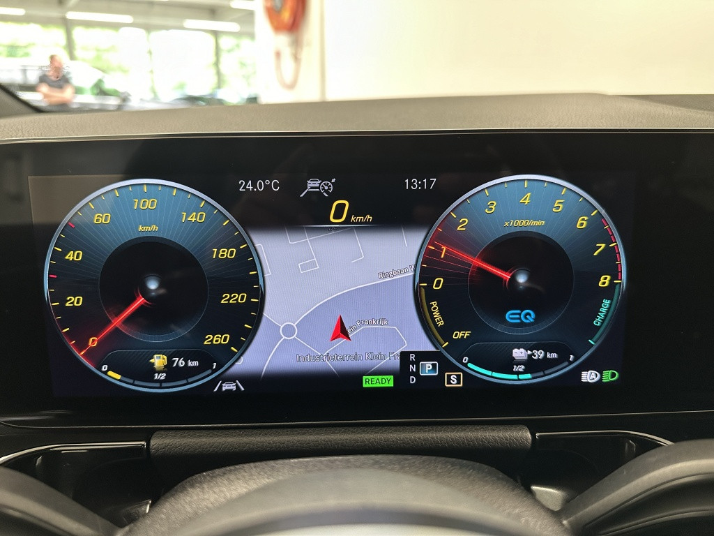 Mercedes-Benz Gla-klasse 250 e amg line | distronic | trekhaak | multibeam 