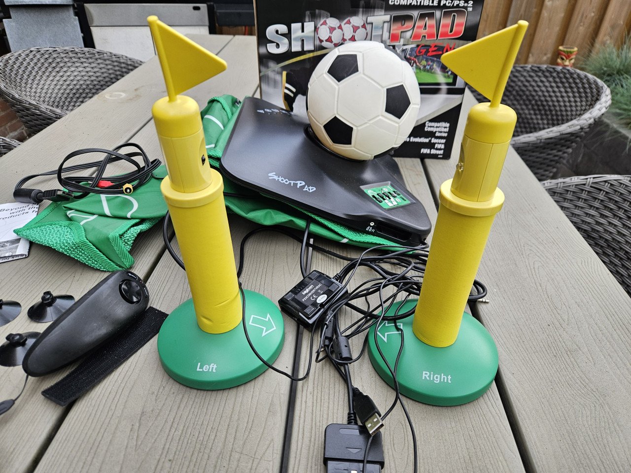 Vintage PS3 PlayStation 3 of PS2 en PC Shootpad voetbalsimulatie...