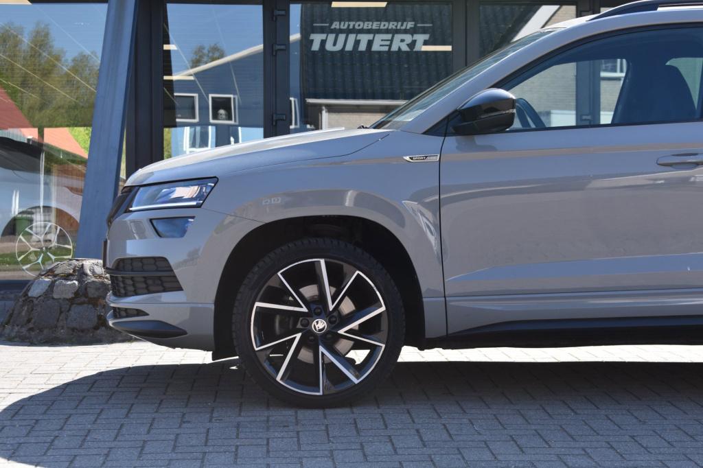 Skoda Karoq 1.5 tsi act sportline | camera | nap | stoelverwarming | apple 