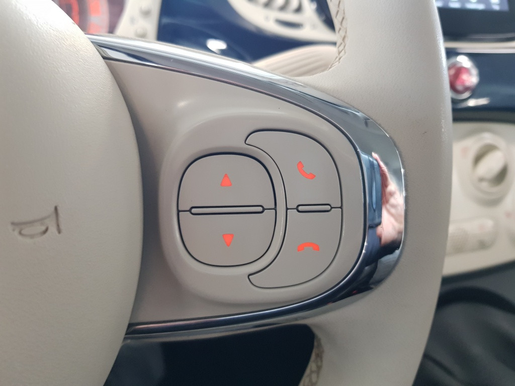Fiat 500 hybrid lounge