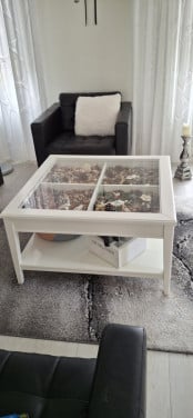 Vierkante salontafel met glasplaat