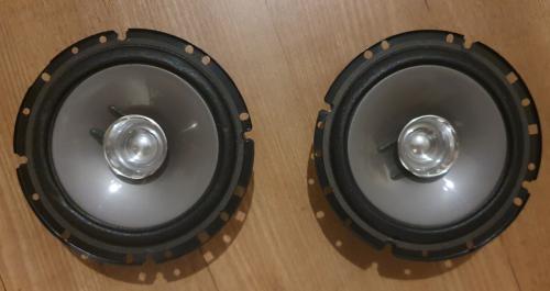 Mooie Pioneer boxen 230 W.....!!!