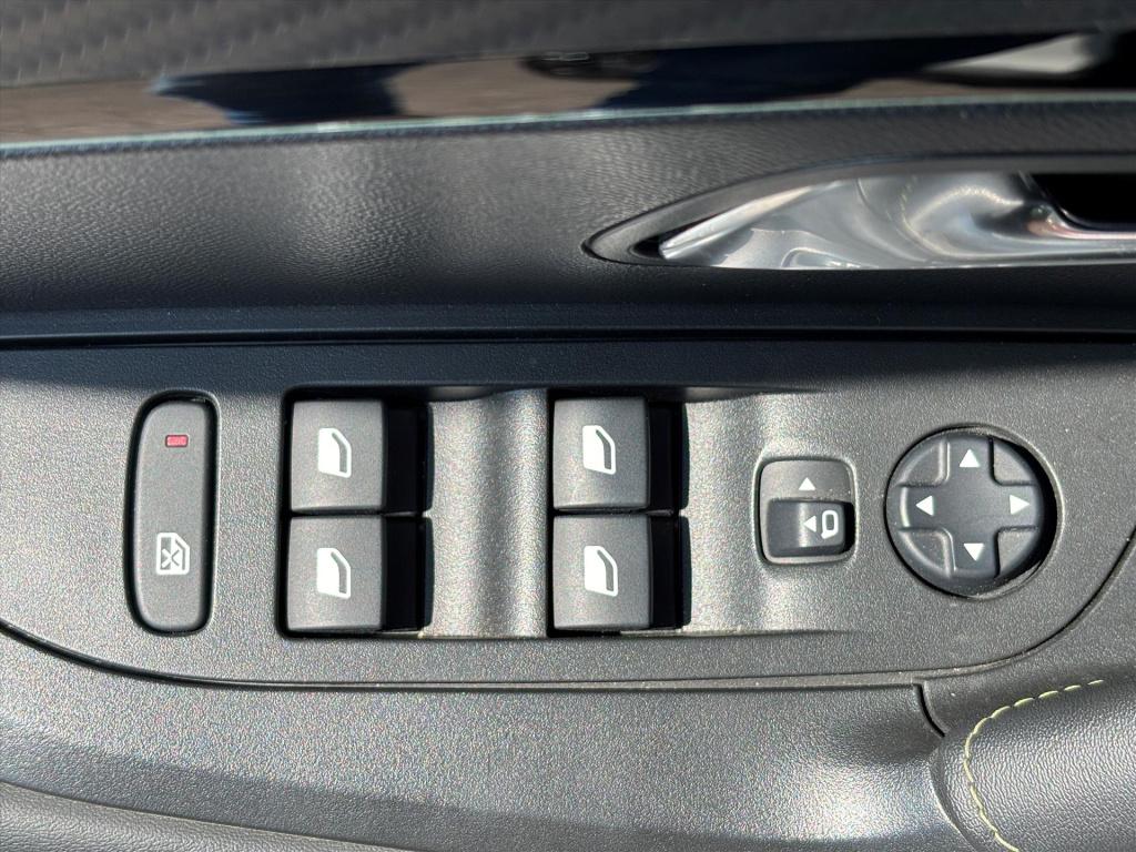Peugeot 2008 1.2 puretech 130pk gt-line| carplay|camera|panodak|rijklaarpri