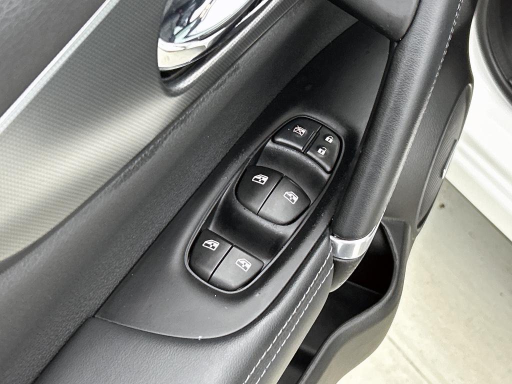 Nissan Qashqai 1.3 dig-t tekna +