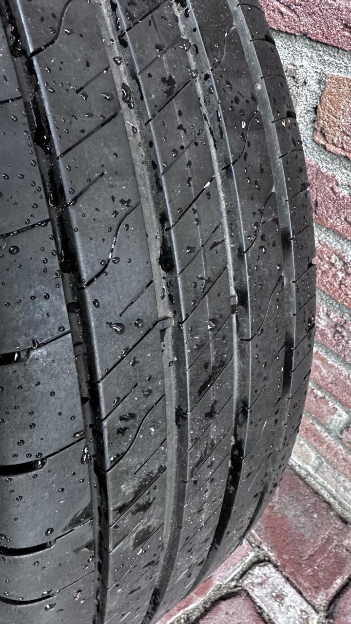 Nissan velgen met GoodYear banden