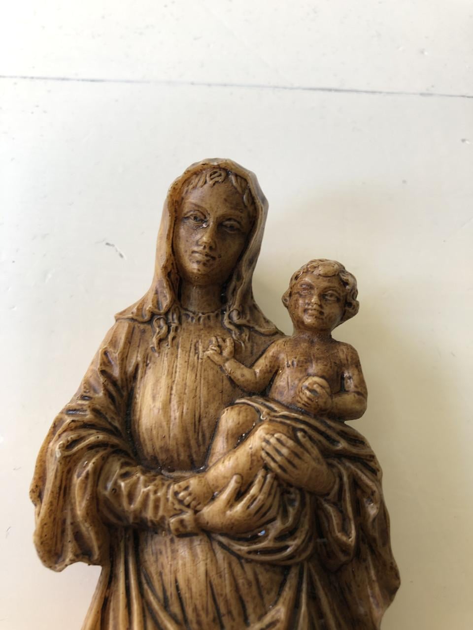 Zeer mooie brocante heilige Maria met kindje Jezus wandhanger