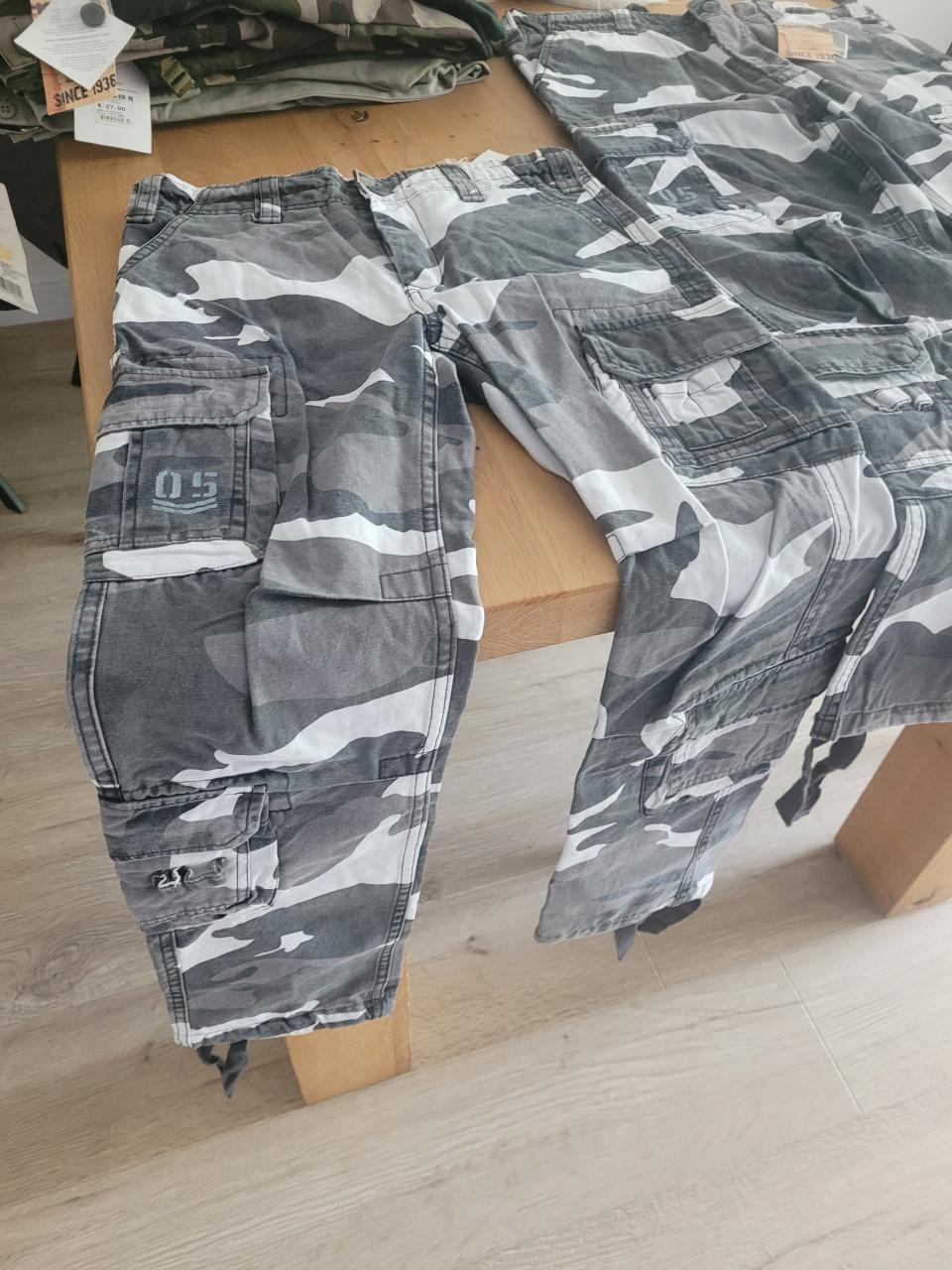 Kinderbroeken korte en lange !!