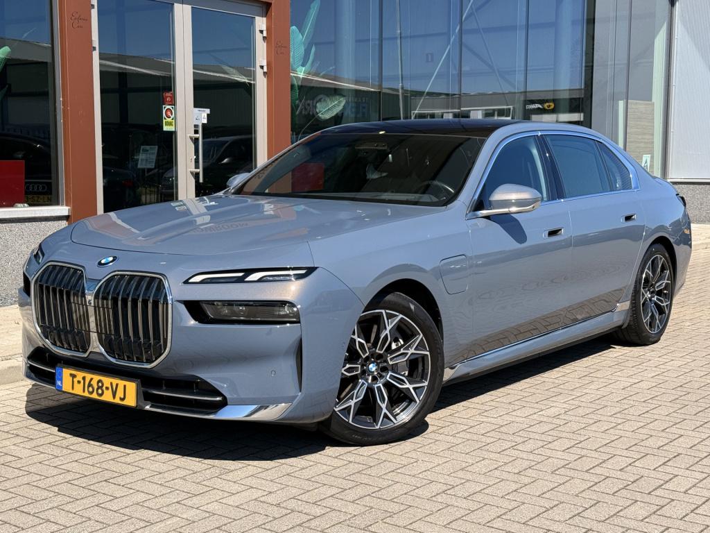 BMW 7 Serie 750e xdrive | bowers & wilkins | 360 | skylounge | leder | trek