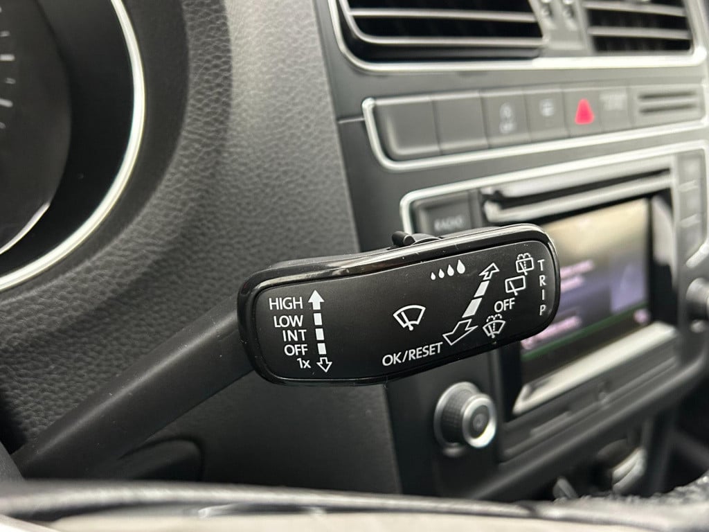 Volkswagen Polo occasion 1.2 tsi highline | zwart | tweedehands volkswagen 