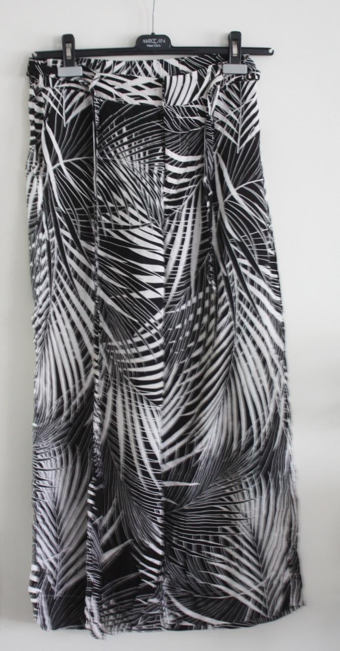 Zwart witte print broekstof  maat m