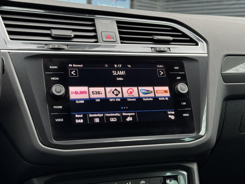 Volkswagen Tiguan 1.5 tsi act highline business r nl-auto, uitklapbare trek