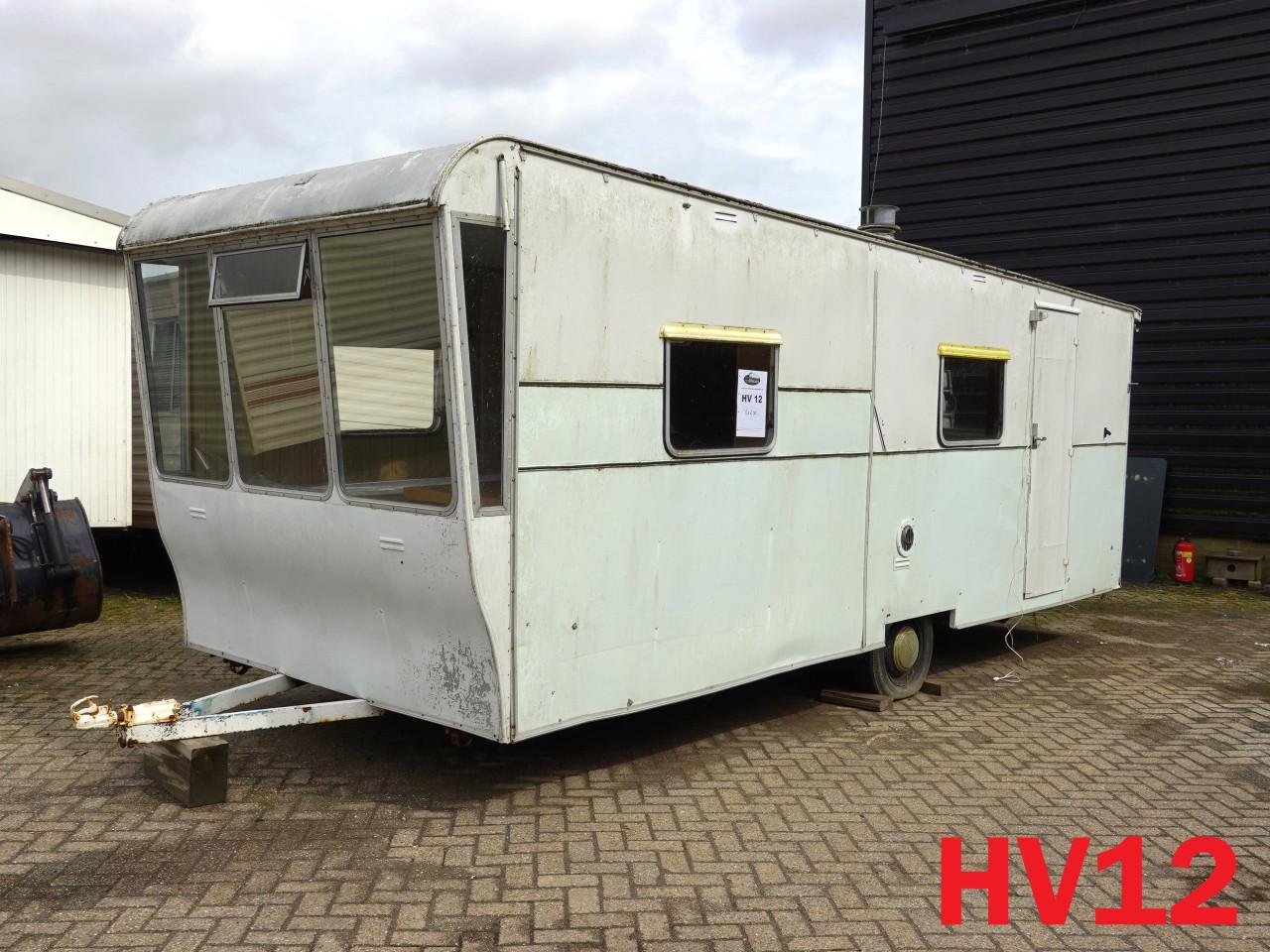 Diverse opknap chalets en stacaravans voor de handige klusser te koop