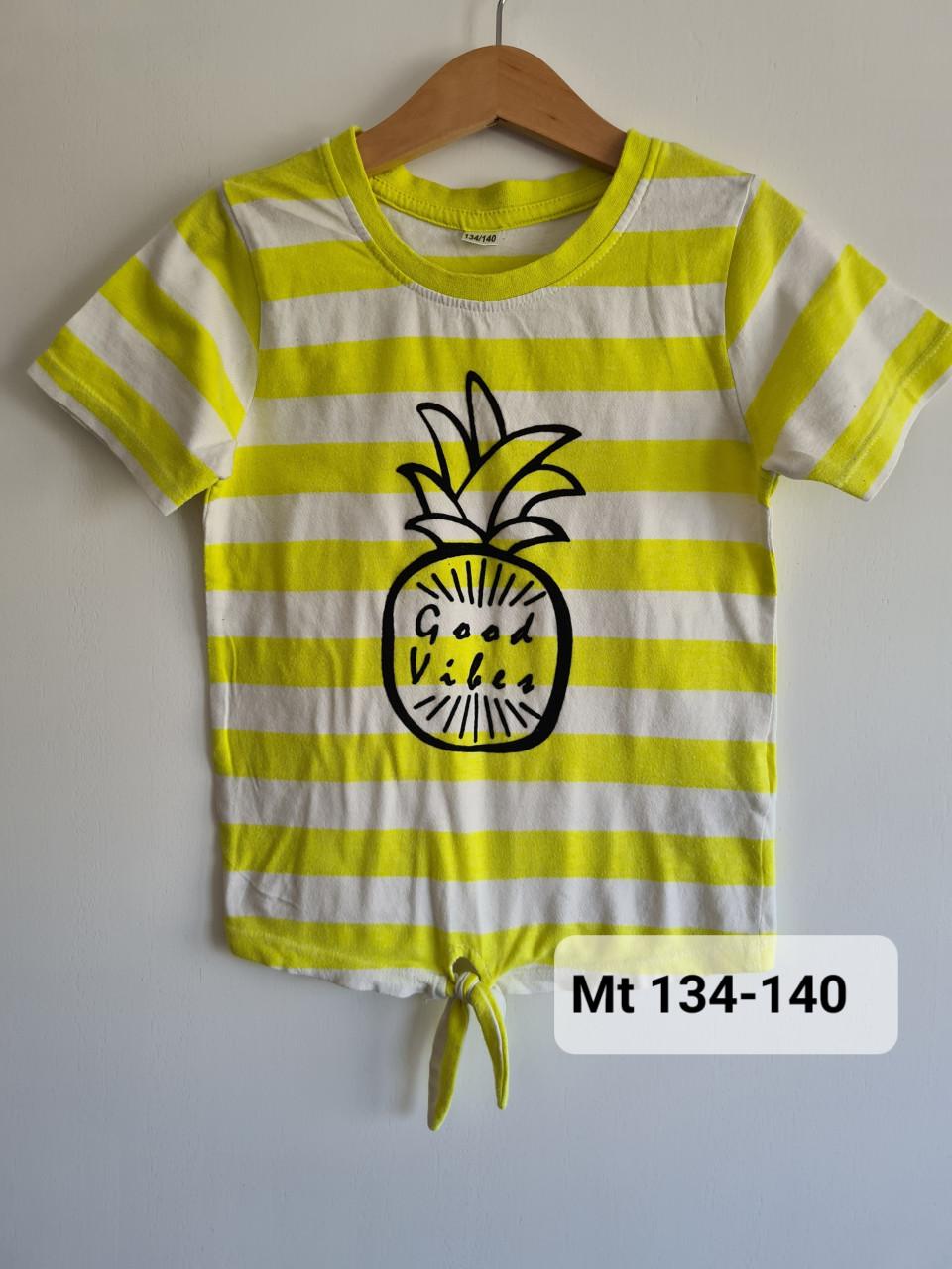 Wit , geel gestreept T-Shirt van de Zeeman  Mt 134-140