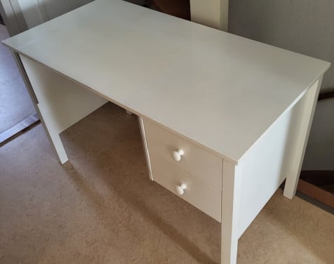 Gratis af te halen: degelijk bureau 120x60