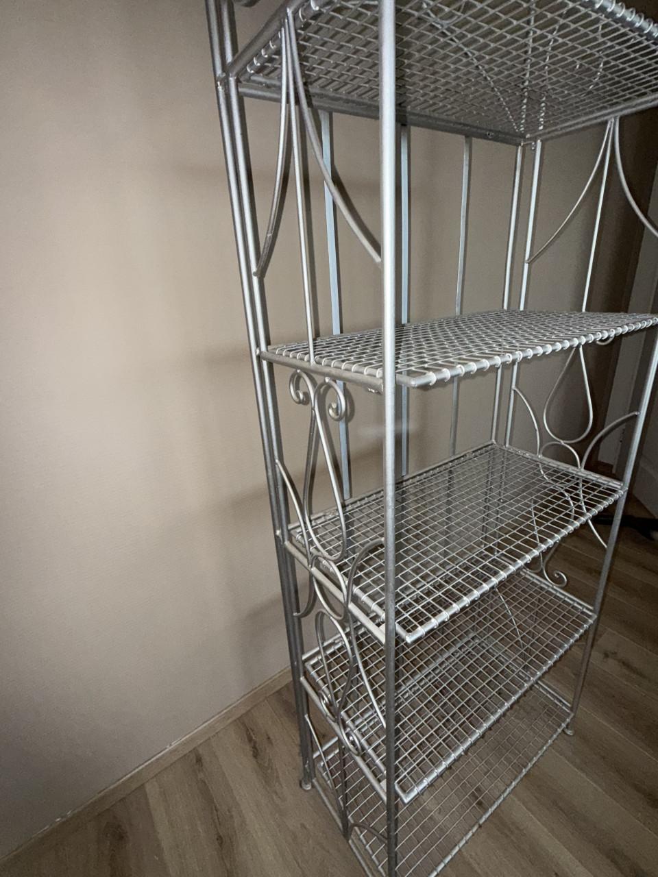 Metalen zilverkleurig opvouwbaar rek