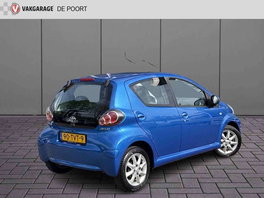Toyota Aygo 1.0 vvt-i aspiration | nl-auto | airco | lm velgen