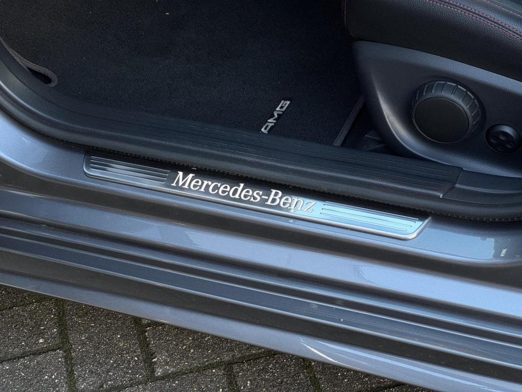 Mercedes-Benz Cla shooting brake 180 amg-line automaat, nl-auto!
