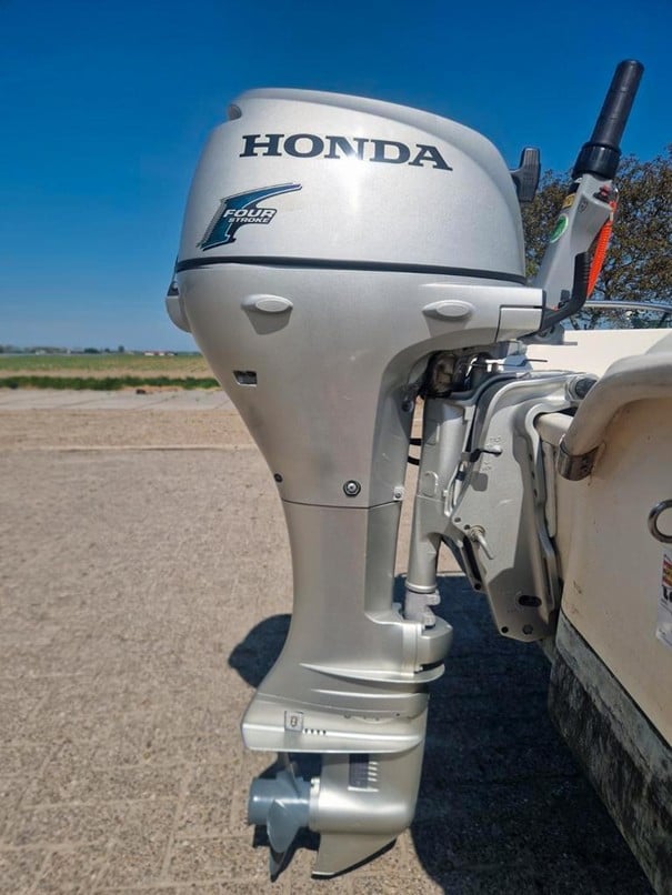Honda 20 pk langstaart met tilt assist! Knuppel en kabels