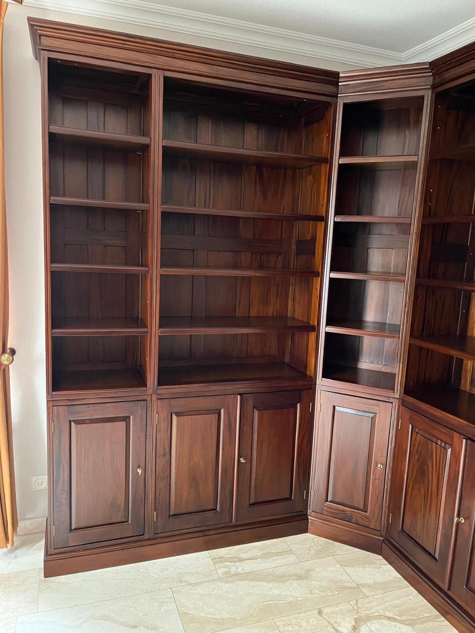 Authentieke bibliotheekkast