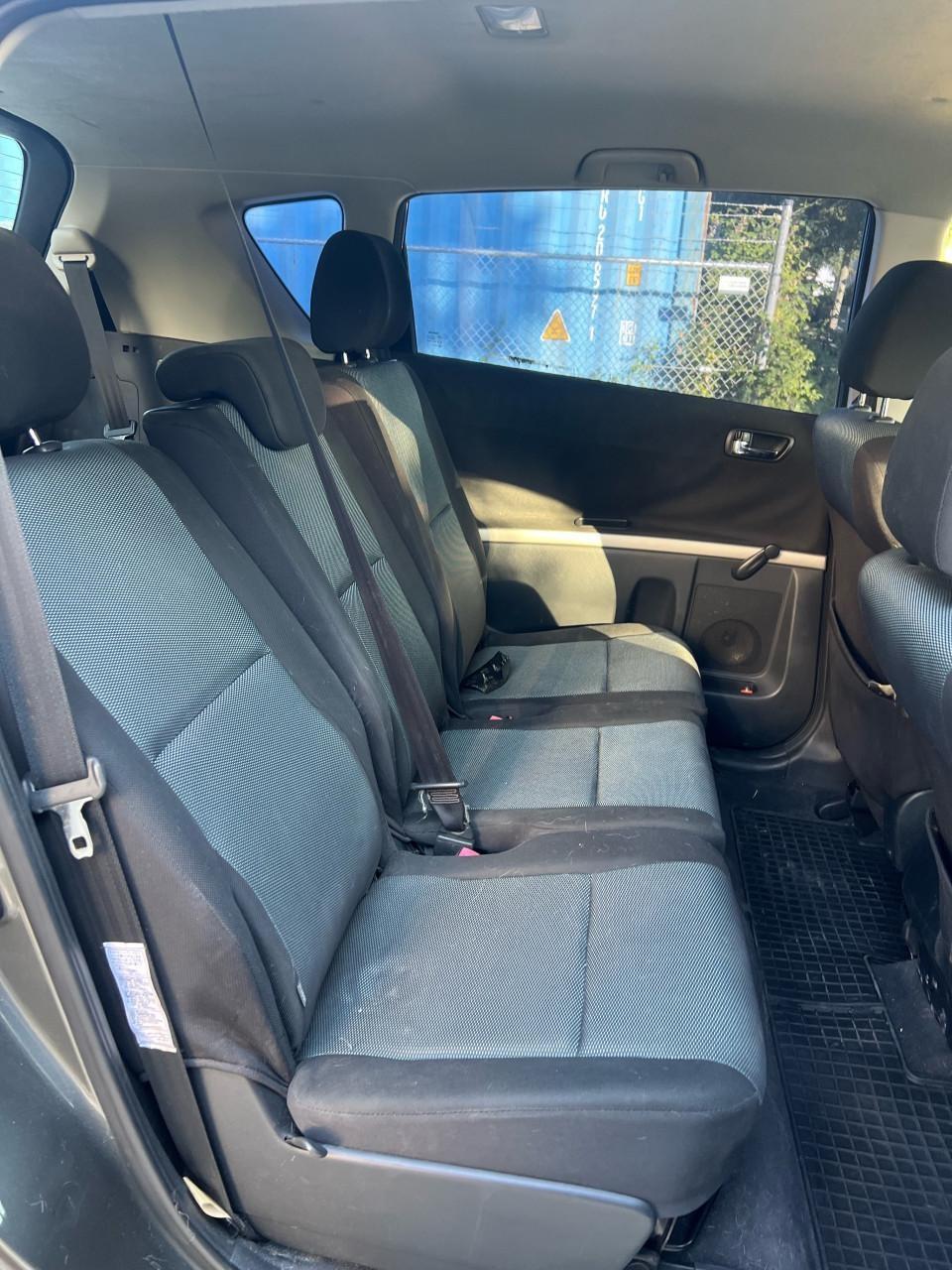 Toyota Corolla Verso 1.8 VVT-i 7 zitter