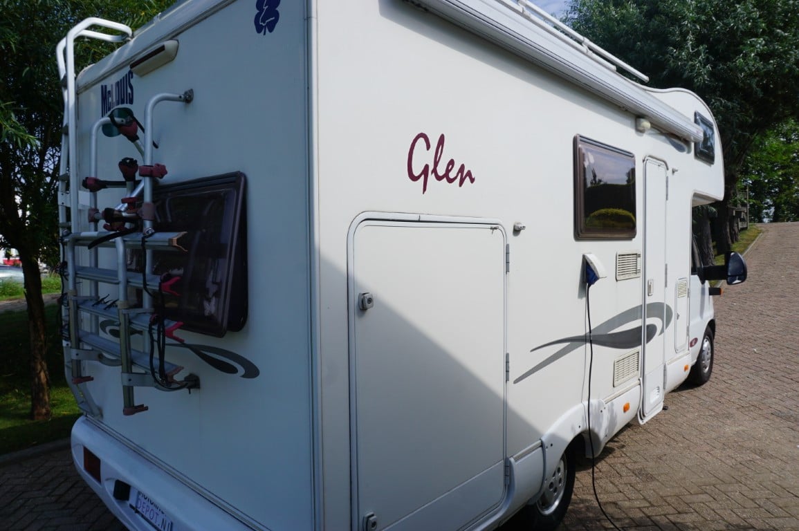 Mc. Louis Glen 461 2004 Stapelbed met 74.000km