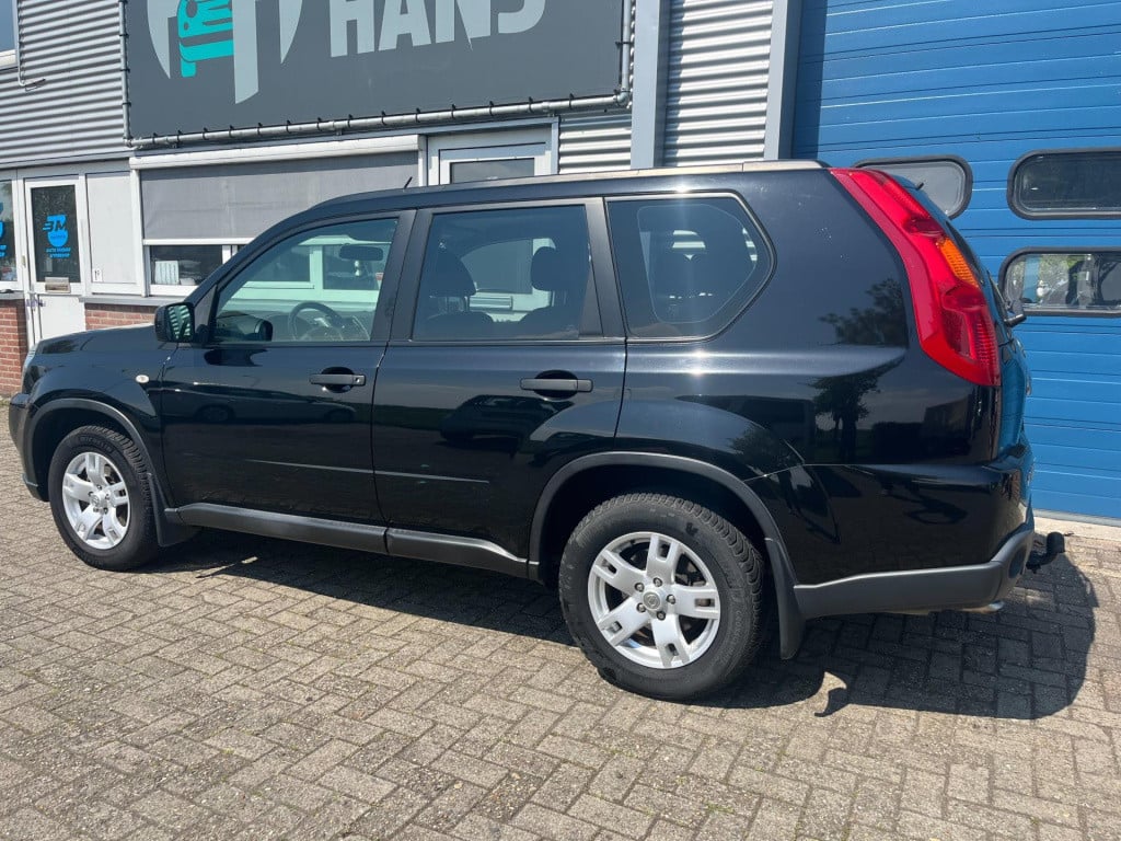 Nissan X-Trail 2.0 xe 4wd