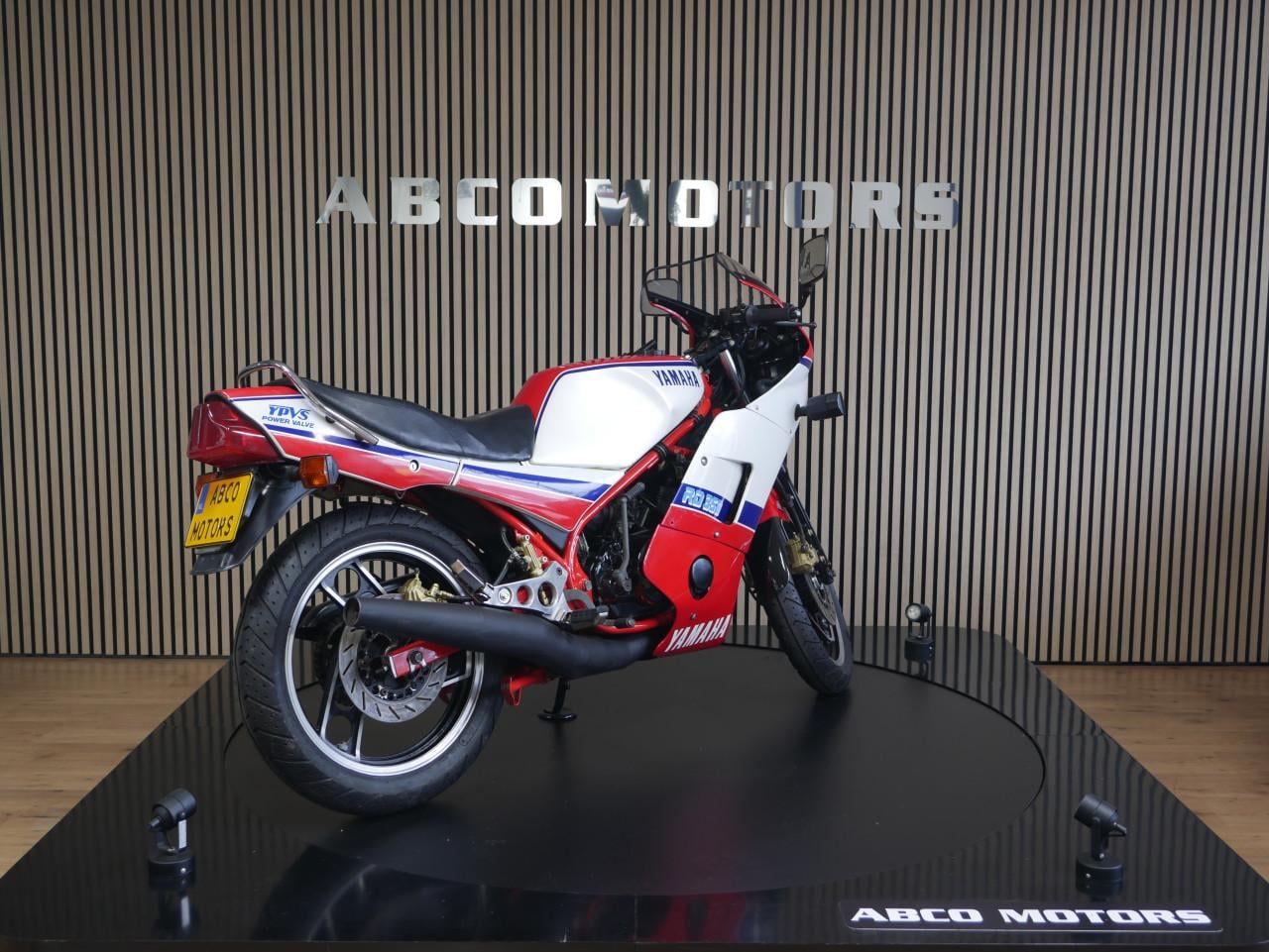 YAMAHA RD 350 LC