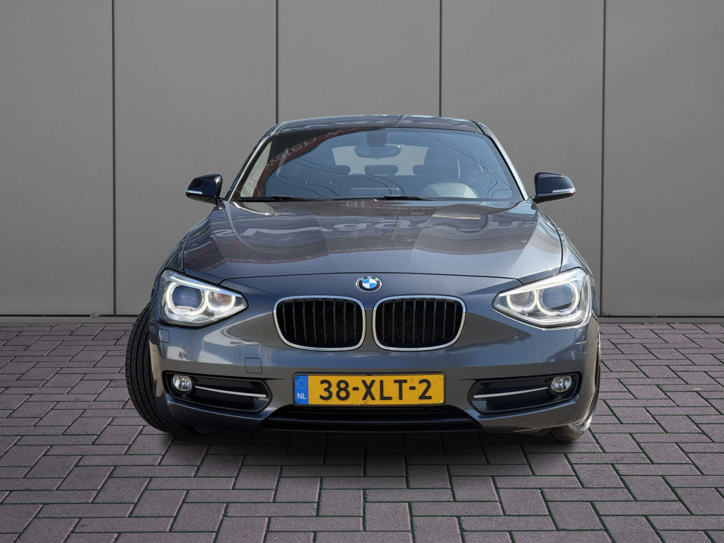 BMW 1 Serie 116i business sportline | nl-auto | groot navi | nieuwe distrib